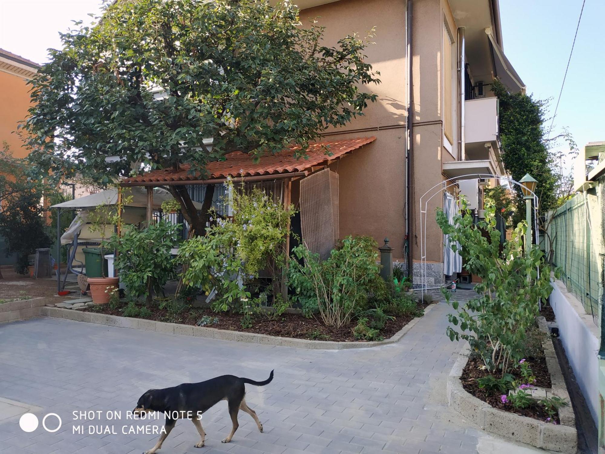 Casa Di Lucy E Max - Cir 108012-lni-00010,cod. T00561 * Brugherio